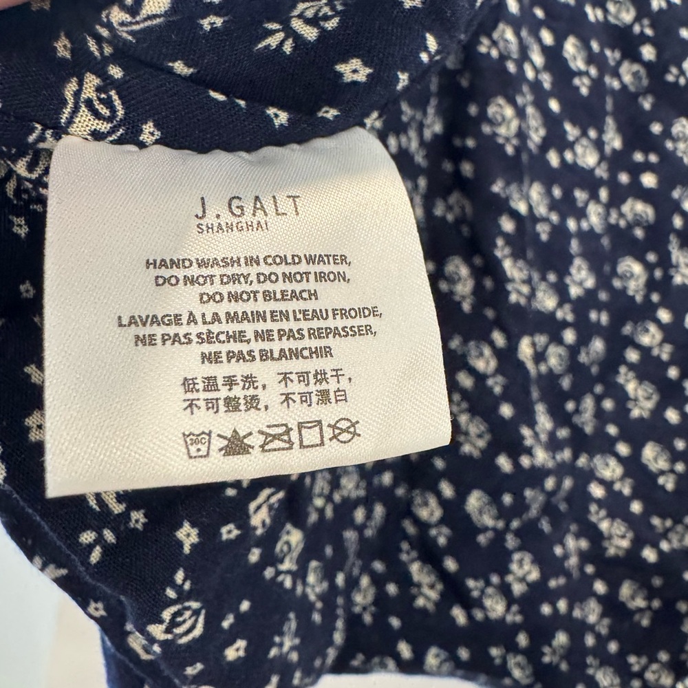 Brandy Melville Floral Tie Back Top - Picture 5 of 7